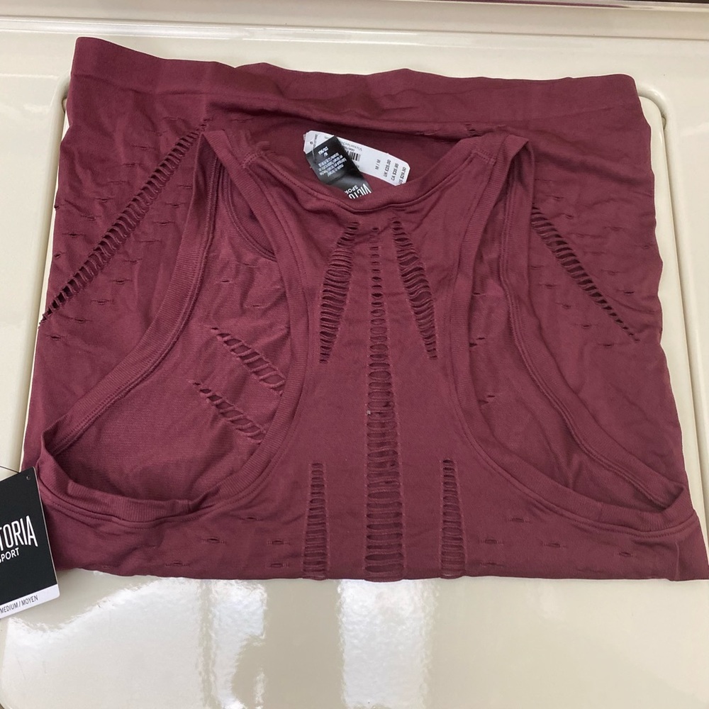 Victoria Sport Seamless Top Size Medium NWT - Picture 7 of 7